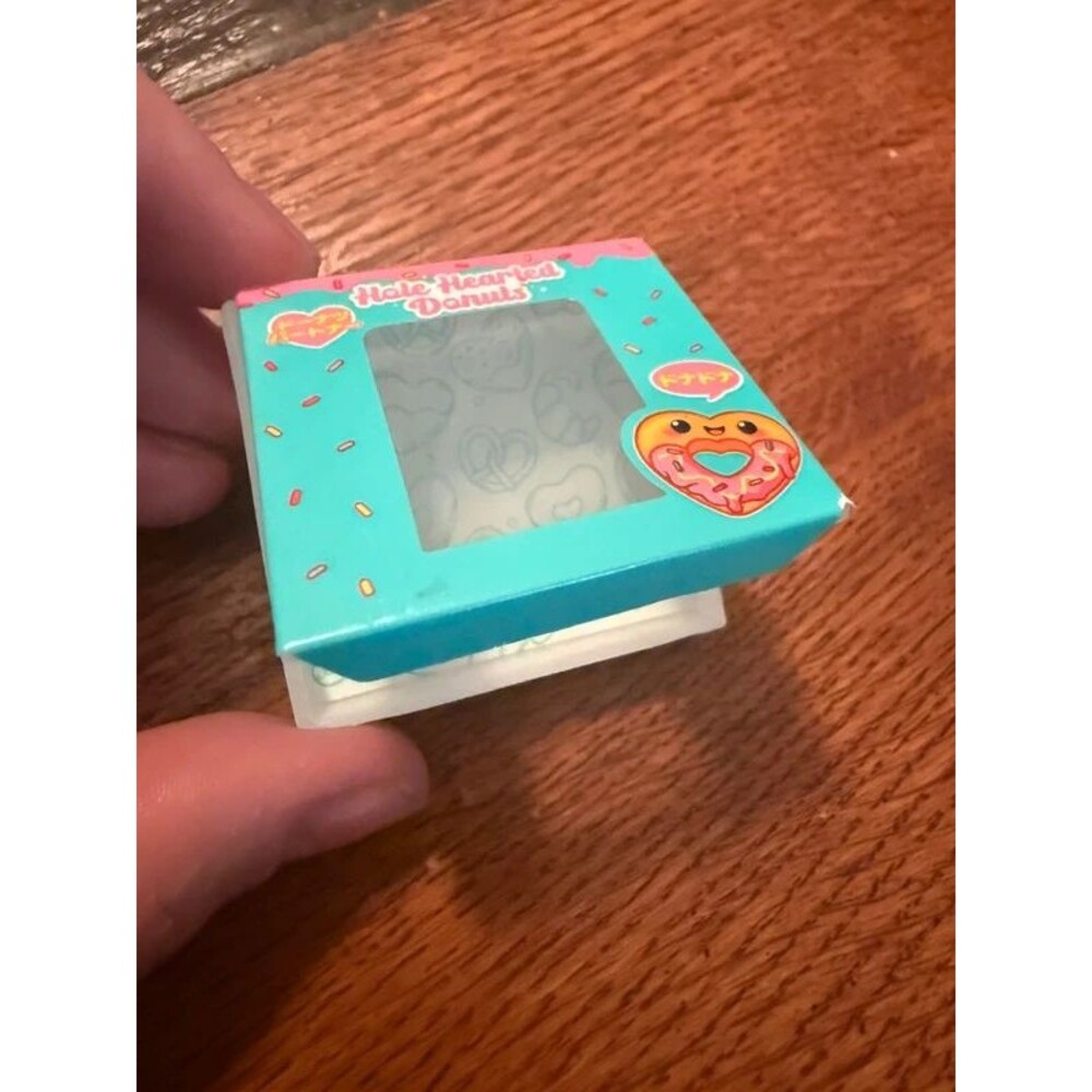 Doll donut box adorable miniatures